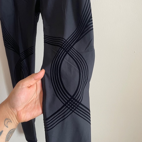 Fanka Body Sculpt Side Pocket Leggings Full Length - Picture 9 of 10